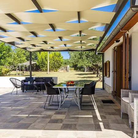 Holiday home House Leo *