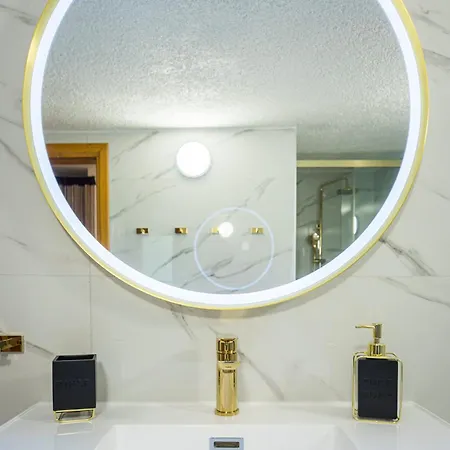 House Leo 度假居 *