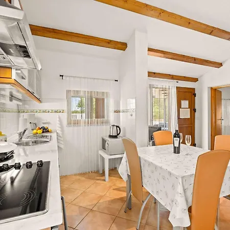 House Leo Hébergement de vacances